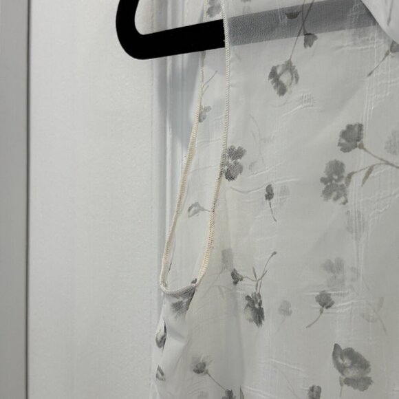 ÓPA Sheer White Floral Sleevless Top Size M - Picture 6 of 7